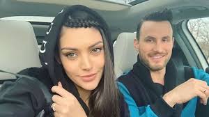 Két gyermekük született, kisfiuk, medox 2018 őszén, kislányuk, . Kulcsar Edina Es Csuti Szakitottak Az Azsia Expressz Utan Nlc