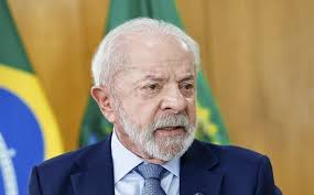 Lula sanciona, com vetos, reajuste salarial para cargos do Legislativo