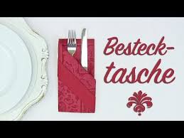Servietten Falten Grillen Bestecktasche Falten Serviette Anleitung 3 4 Youtube In 2020 Servietten Falten Einfach Servietten Falten Bestecktasche Falten