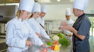 Quels Sont Les Differents Parcours Pour Devenir Cuisinier