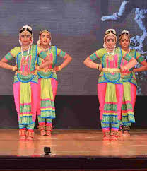 The technical aspects of bharatanatyam consist of abstract and aesthetically beautiful, rhythmic, controlled body movements danced in the araimandi posture. Bharatnatyam And Bollywood Classes In Abu Dhabi Online Classes