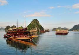 Ha long bay, situated in the gulf of tonkin, includes some 1600 islands and islets forming a spectacular seascape of limestone pillars. Ha Long Bay Cruise 2 Day Romantic Cruise In Halong Bay