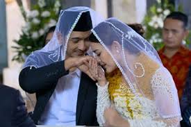 #ikatancinta #ikatancintahariini #ikatancintamalamini #ikatancintaterbaru #ikatancintaepisode20 #ikatancintaepisodeterbaru. Sinopsis Ikatan Cinta Malam Ini 4 November 2020 Di Rcti Nino Curigai Al Berita Diy