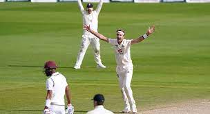 Use play icon at top of the page to watch live coverage; Broad At Peak Of His Powers Strauss