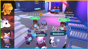 Green Eyes Games In 2021 Halloween Animals Eyes Game Halloween Maze