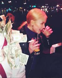The latest tweets from zara larsson (@zaralarsson). Zara Larsson Pics On Twitter Have A Good New Year S Eve Zaralarsson But Don T Drink Too Much Photo Her Instagram 16 Dec 2015 Https T Co Hhc8uy8rrq
