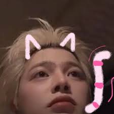 Nhược điểm: Không có khăn DGH ver 1 để mnf mua được ver 2 đợt 3 ❤️‍🩹 Ưu  điểm: có khăn minishow DABM siêu limited của RHYDER ❤️‍🔥 Thắng đời 0.5