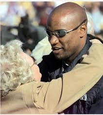 Jerry Bounds's Instagram, Twitter & Facebook