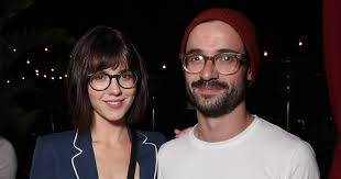 The couple, who never revealed they were expecting, had their baby news announced by ewan's daughter clara on instagram on sunday. W5ggcrcqqo Klm
