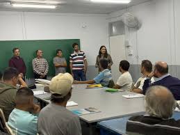 images?q=tbn:ANd9GcQejYVlK6f8YfFVDLuCAyxOGLZRtcyHxVjMFQ&s