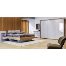 De style moderne, ce lit blanc conviendra à toutes les chambres, les design comme les classiques. Chambre Complete Asto Ii Blanc Laque Et Chene Clair Chambre Adulte Complete