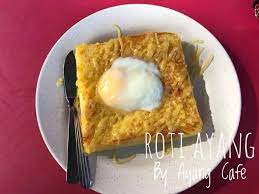 Ada satu tempat sarapan di medan yang menyediakan lontong semisal potongan daging sapi, rempeyek, dan potongan daging sapi. Jupo Hari Ayang Cafe Cafe Sarapan Pagi Di Kota Bharu Facebook