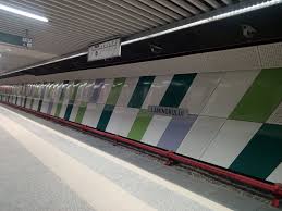 Principalul scop al acestei statii este de a incuraja persoanele care lucreaza in capitala sa isi parcheze masinile la intrarea in oras si. Metrorex A Inaugurat Vineri StaÅ£iile StrÄƒulesti Si Laminorului Din Magistrala 4 Foto Si Video