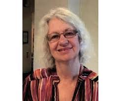 Wanda Hackett's Instagram, Twitter & Facebook