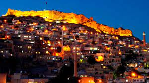Szeretnék randizni nővel vagy férfival in midyat környékén. Torok Idegenforgalom 20
