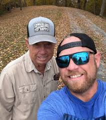 Always fun to hang out with these two gents! Mr. Lester has been doing some  of my cardio with me and dad supervises. 😂