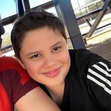 Mi corazón es azul desde hace más de diez años🥹. Este par nos cambió la  vida y nos enseñaron un mejor mundo. Si me preguntan, son los más felices y  sigo aprendiendo