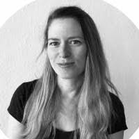 Barbara Bakos's Instagram, Twitter & Facebook