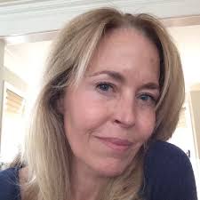 Deb Mead (@lilyellowball)