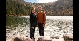 À dix minutes des naturistes: Perdrix 2019 Un Film De Erwan Le Duc Premiere Fr News Date De Sortie Critique Bande Annonce Vo Vf Vost Streaming Legal