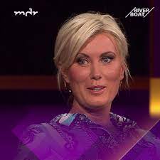 Kamilla senjo privat / wikipedia information. Riverboat Brisant Moderatorin Kamilla Senjo Lernte Erst Mit Funf Jahren Deutsch Facebook
