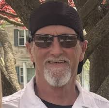 What size ape hangers are recommended for a short rider?