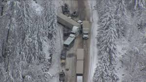 The coquihalla has been closed between merritt and hope sunday due to the july mountain fire, which is burning on both sides of the highway. Fatal Crash Closes Coquihalla Highway Northbound Lanes North Of Hope Globalnews Ca