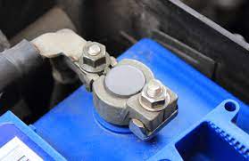 Metal casing provides mechanical support to the cells and holds them under 5 terminals: Battery Terminal Types And Applications Federal Batteries Leading Battery Brands The Best Battery Solutions