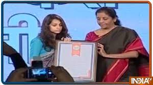A year after indian army major vibhuti dhoundiyal was martyred in an encounter with terrorists in pulwama, his widow wife nikita kaul dhoundiyal is all set. Pulwama Martyr Maj Vibhuti Dhoundiyal S Wife Nikita Kaul Speaks At India Tv Vande Mataram Conclave Youtube