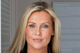 The Edge: The beautiful Alison Doody is solo again