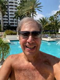 I am Jeff from Aventura Florida. I am 74 and love to make people smile.