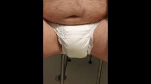 Overflowing my Diaper - Pornhub.com