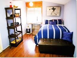 With the cabinets attached to the walls, paired with green and brown colors, boys will be able to organize their things. 7 Cool Bedroom Ideas For Teenage Guys With Small Rooms Home Design Ideas