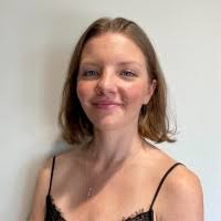 300+ perfiles de «Iris Martín Martín»