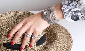Why do people wear bracelets and how do you wear bracelets the best way? How To Wear Watch With Bracelet Wholesale Jewelry