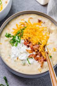 Whisk in chicken broth, bring to a boil over medium high heat and simmer for 5 minutes. Loaded Potato Soup Recipe Natashaskitchen Com