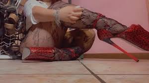 Nikykikka aka nikykikka Foot Fetish - 06-26-2024 OnlyFans Video - Little  red - Fetish-themed Porn video available for online streaming on  x-fetish.tube