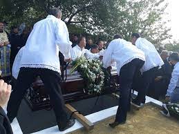 Taragotistul avea 80 de ani. Dumitru FÄƒrcaÈ™ Condus Pe Ultimul Drum De Sute De Oameni Am Pierdut Din PÄƒcate Un Mare Reper