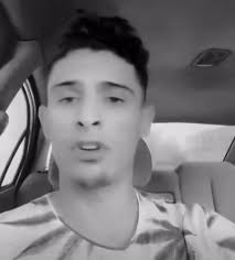 حتى صبعك تخاف تحرقه ي حاج🤦‍♀️🤣🤣