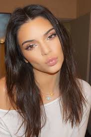 Kendall Jenner makeup look