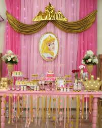 Pin De Gigi Noelle Events En Aurora Birthday Party Fiesta Tematica De Princesa Aurora Fiesta De Princesas Decoracion De Fiesta Princesa