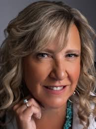 Debbie Rasmussen's Instagram, Twitter & Facebook