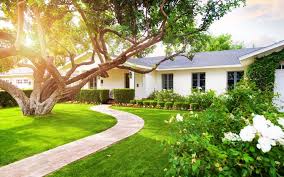 Get your own pinch of nature within the premises. Best Landscaping Ideas For Your Front Yard Zameen Blog