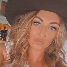 Amy Knowles (@mrsknowles2025)