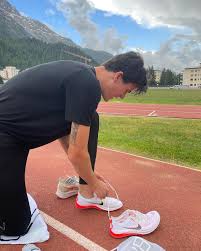 Jakob ingebrigtsen velger å stå over 5000 meter i ol. Jakob Ingebrigtsen Facebook