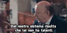 Prosegue la stagione d'oro della località balneare, sempre più spesso meta di vacanze vip. Boldi Gifs Tenor