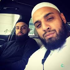 Eidmubarak Ik Records Imran Khan Singer Vs Kamal Raja Singer Facebook Maryam and purchi reader chor ns can never dream of giving an interview to their critic!! imran khan singer vs kamal raja singer