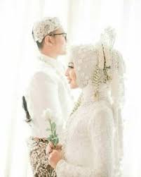 Doa yang pertama yaitu doa suami untuk istrinya dan doa umum yang biasanya dibaca oleh penghulu atau. 42 Akad Nikah Ideas Akad Nikah Wedding Poses Nikah