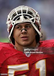 212 Dallas Cowboys 2005 Headshots Stock Photos, High-Res Pictures, and  Images