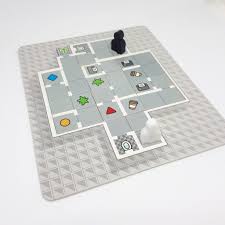 Otra variación del los juegos de rol se da ahora con el uso de. Lunes Juego De Mesa Invictvs Juegos De Mesa Y Rol Facebook